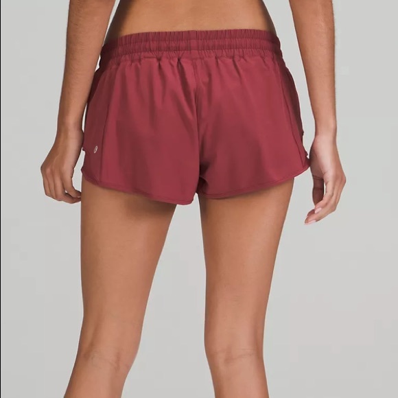 Lululemon Hotty Hot Short 2.5” * Mulled Wine - Picture 3 of 6